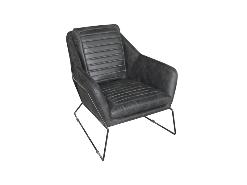 Single Leather Leisure Chair With Metal Leg And Soft Cushion 